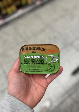 Sardines met Hete Pepers in Sojaolie