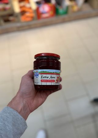 Extra Jam Raspberry & Ruhubarb