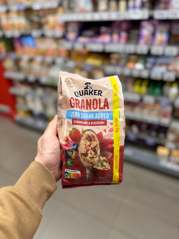 Granola Strawberry & Blueberry Zero Sugar Added