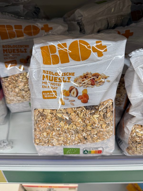 Biologische Muesli met Fruit en Noten 